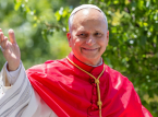 O Papa Le&atilde;o XIV critica l&iacute;deres europeus em discurso sobre imigra&ccedil;&atilde;o: Os mares s&atilde;o "cemit&eacute;rios sem l&aacute;pides"