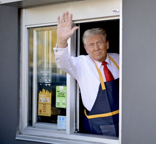 Donald Trump coloca uma mudança no McDonald's