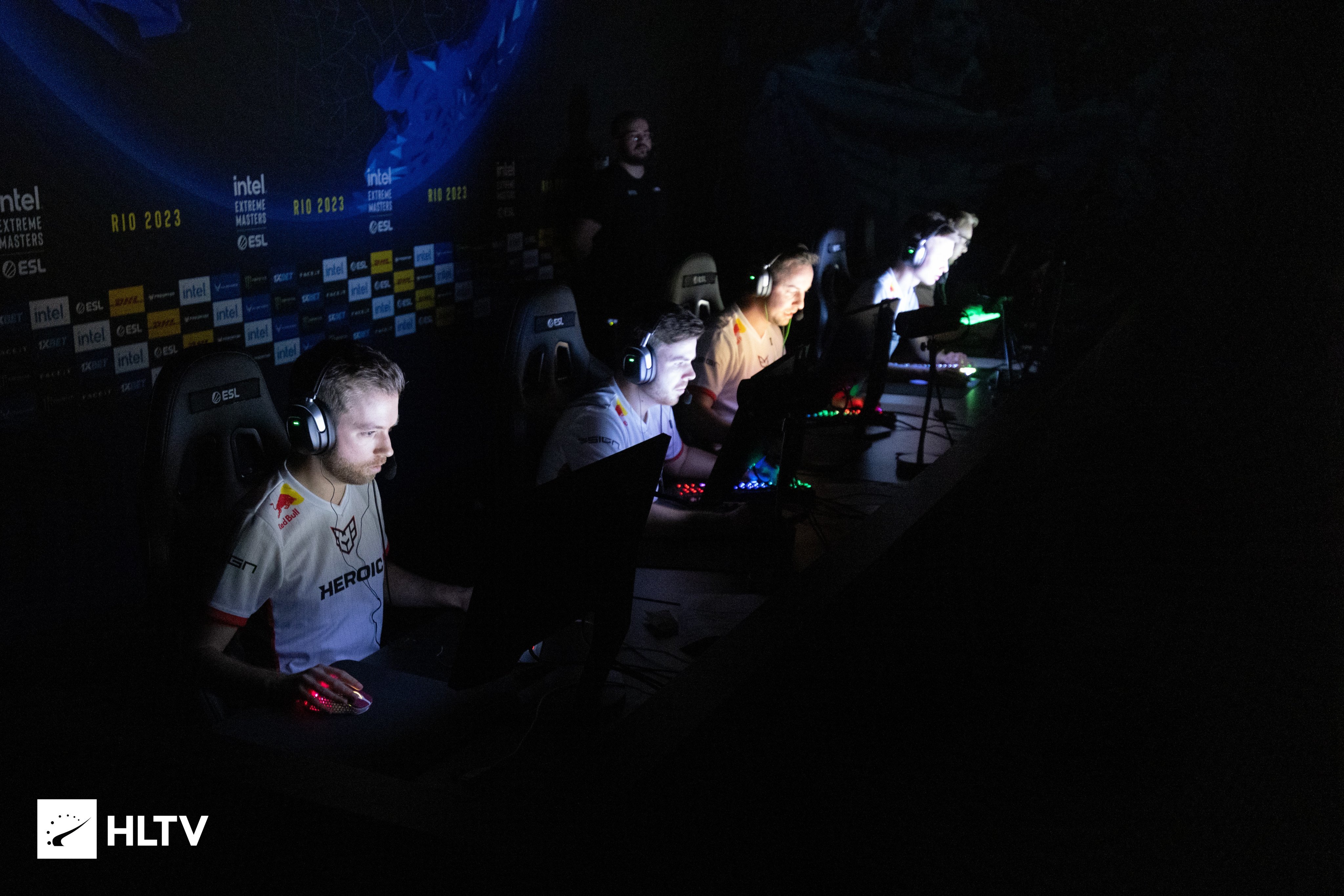 Sem luzes, sem problemas para as equipes de CS:GO no IEM Rio - Counter ...