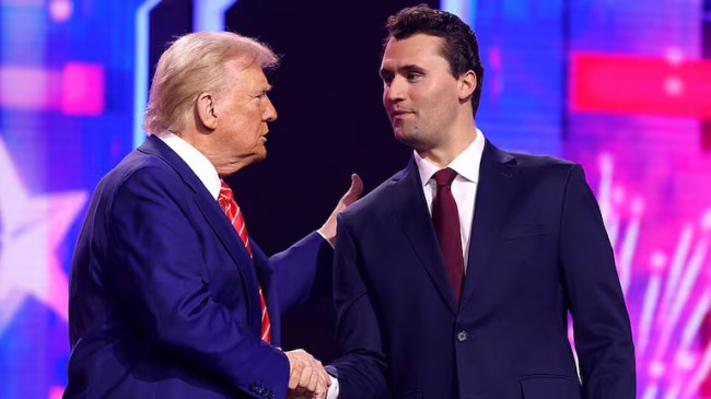 Trump lamenta a perda de Charlie Kirk