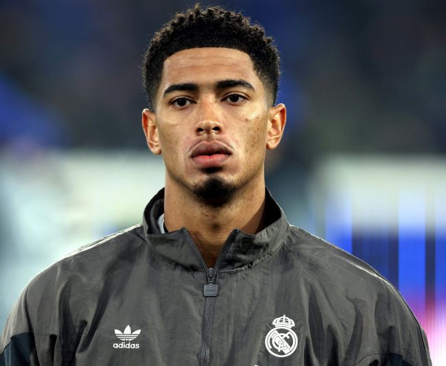 Jude Bellingham destacou a compreensão do árbitro sobre o inglês após outra expulsão por linguagem imprópria