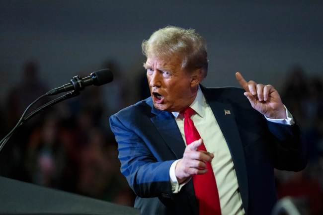 Casa Branca restringe cobertura da reunião de gabinete de Trump para os principais meios de comunicação