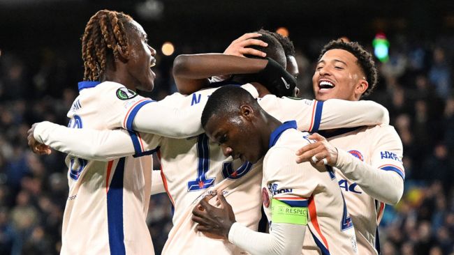 Chelsea e Betis mais perto da final da Conference League após noite emocionante com oito gols