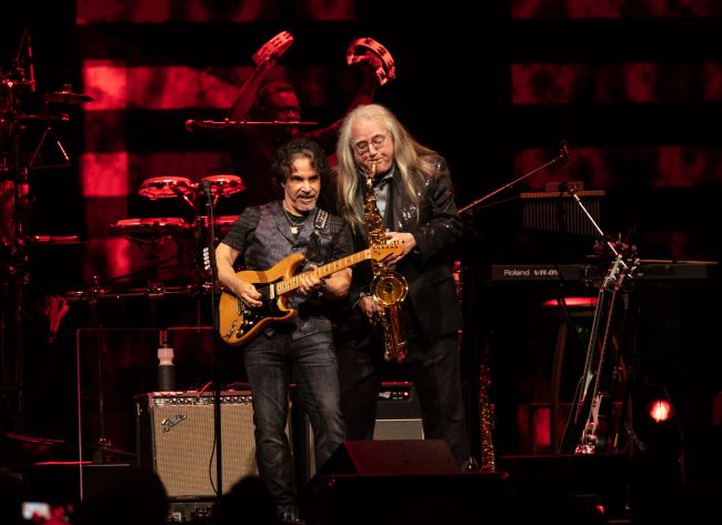 Hall e Oates chegam a um acordo judicial, encerrando disputa pública iniciada em 2023