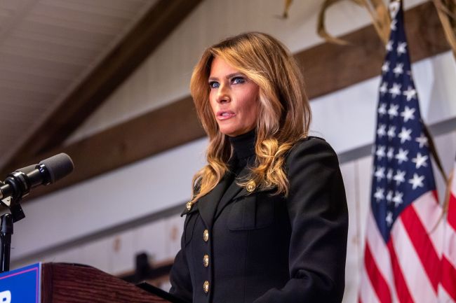 Melania Trump ameaça processar Hunter Biden por alegação de Epstein
