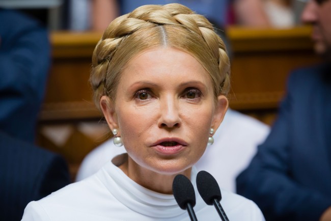 Investigadores de corrupção na Ucrânia acusam a ex-primeira-ministra Yulia Tymoshenko de plano de suborno