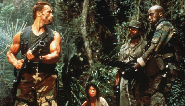 O melhor de John McTiernan: cinco filmes que todo fã de cinema deveria assistir
