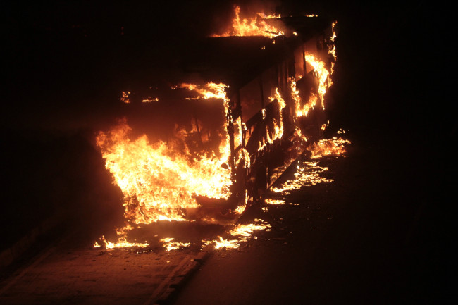 Incêndio destruiu metade da frota de ônibus de Burgos