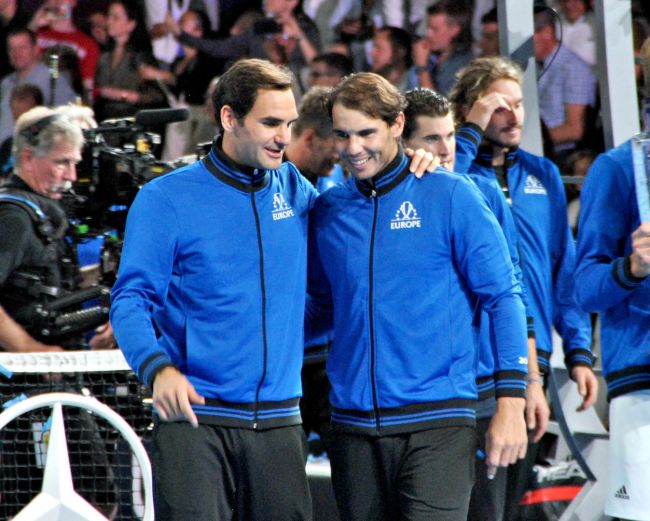 Roger Federer compartilha comovente mensagem de despedida de Rafa Nadal