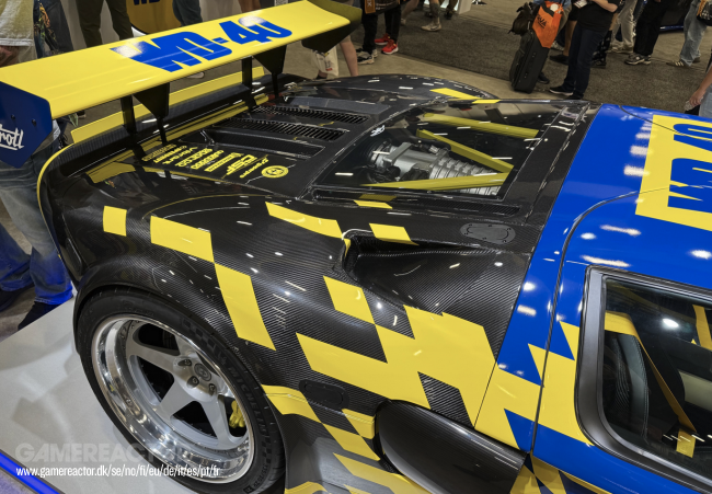 Throtl acaba de vencer o Sema 2025 com sua construção selvagem do Ford GT