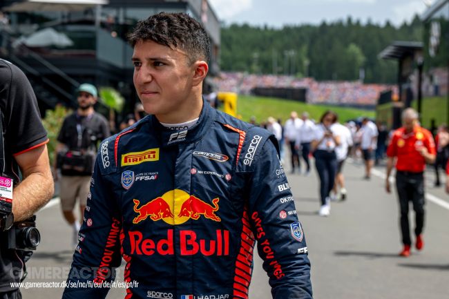 O novo companheiro de equipe de Verstappen, Isack Hadjar, espera vencer pelo menos uma corrida em 2026
