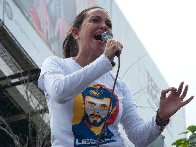 Venezuela libera figuras-chave da oposição em meio a crescente pressão internacional