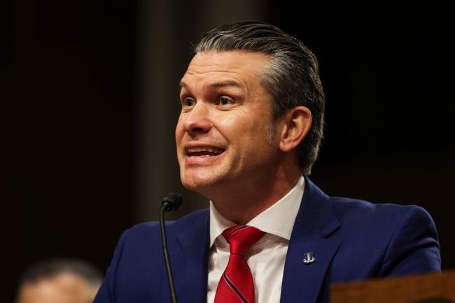 Mais problemas para Hegseth à medida que o segundo vazamento de sinal surge