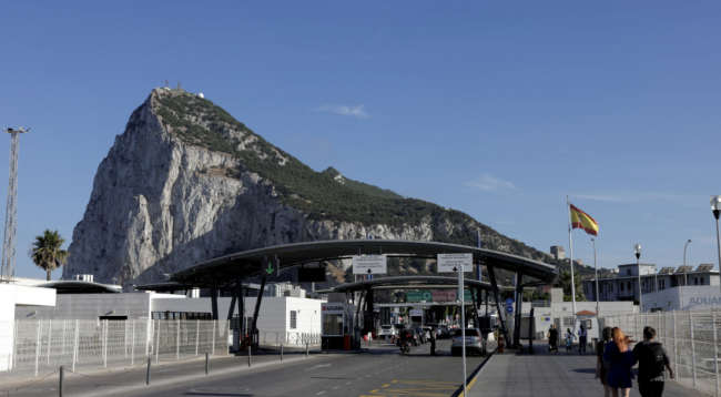 Reino Unido e UE Selam o Acordo de Gibraltar Pós-Brexit