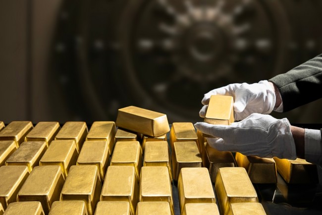 Ouro bate recorde de 4.000 dólares