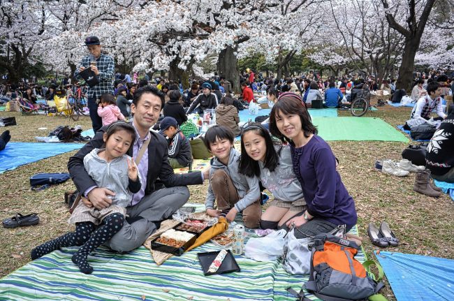 Taxa de natalidade do Japão atinge mínima histórica em 2024