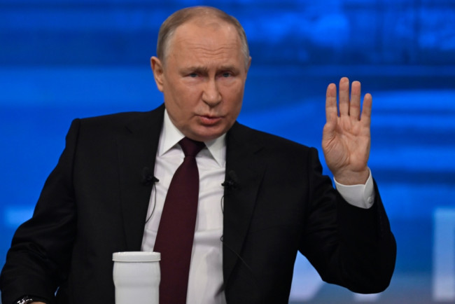 Putin anuncia cessar-fogo ortodoxo na Páscoa na Ucrânia