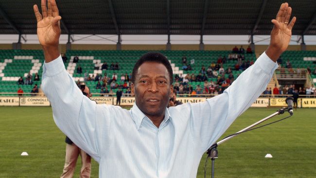 A razão pela qual o Papa Francisco escolheu Pelé em vez de Maradona e Messi