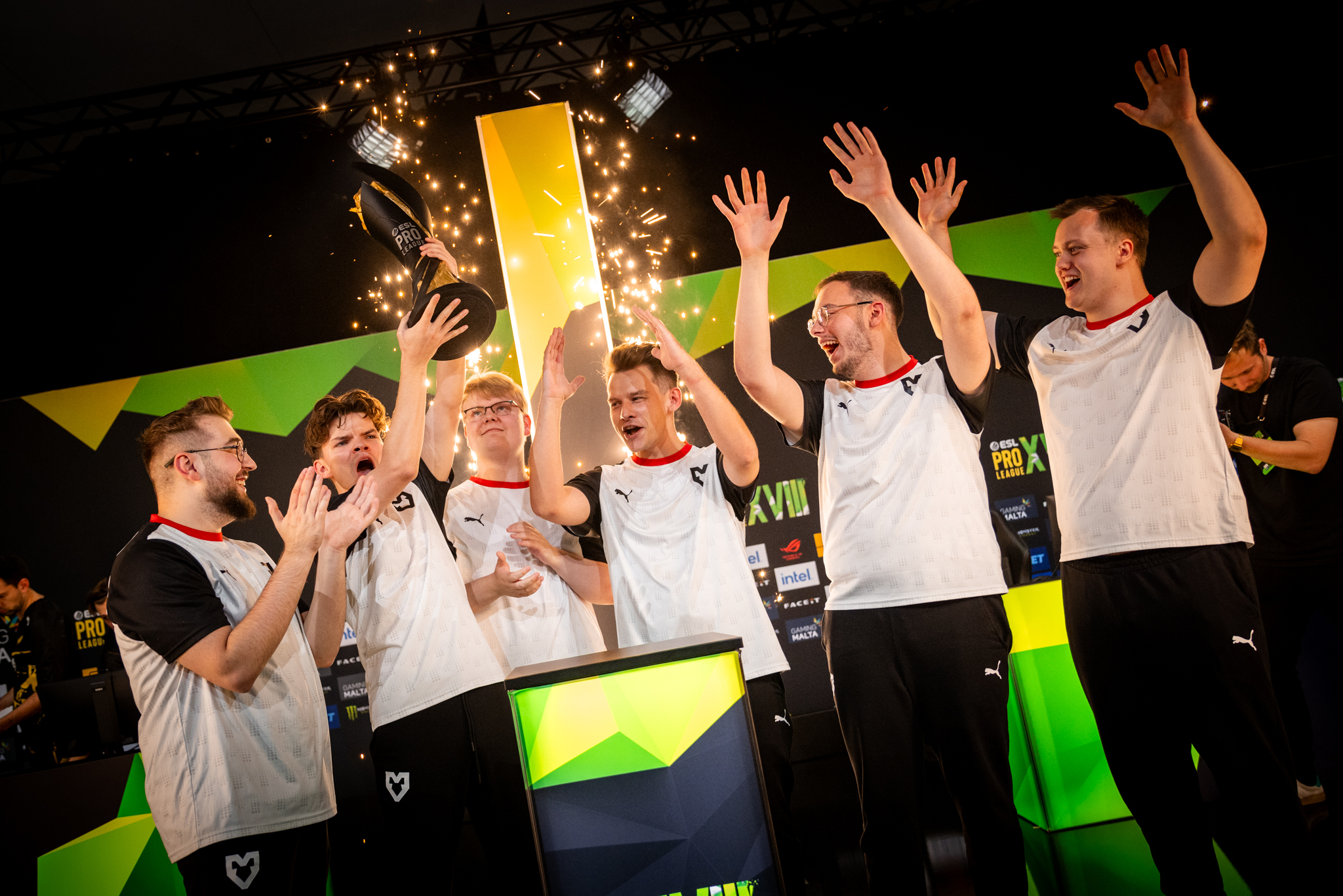 Mouz são os últimos campeões do CS:GO LAN
