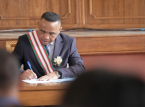L&iacute;der militar empossado como novo presidente de Madagascar