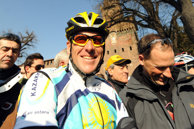 Austin Butler aparentemente planejado para interpretar o notório ciclista Lance Armstrong em um próximo biopic