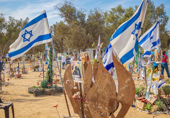 Israelenses desligam o relógio de reféns após 844 dias após o ataque de outubro de 2023