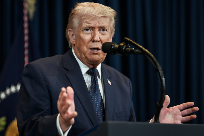 Trump critica o Irã sobre as taxas dos petroleiros no Estreito de Ormuz: "É bom que não sejam"