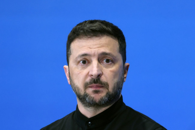 Zelensky alerta a Europa para se preparar para ataques de drones por atores não estatais: "Eles não custam mais bilhões"