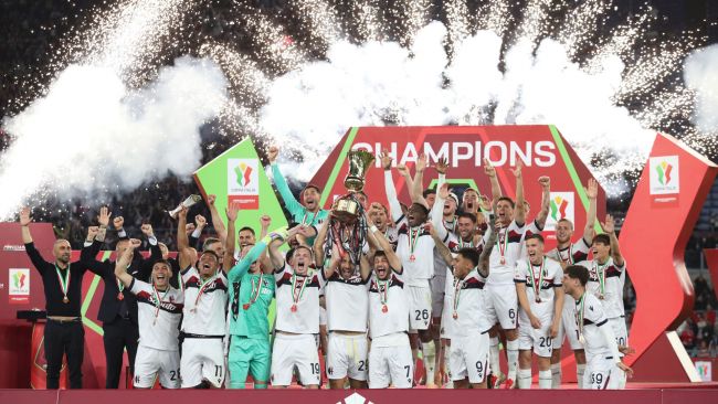 Bolonha vence a Coppa Italia sobre o Milan, primeiro grande troféu desde 1974