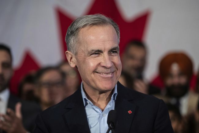 O primeiro-ministro canadense Mark Carney diz que falhou com os canadenses judeus