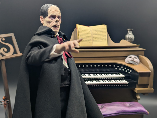 O Bone de Ação Fantasma da Ópera 1/6 é uma maravilha de se ver