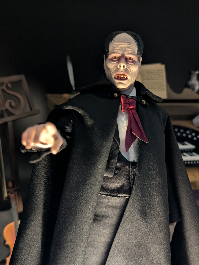 O Bone de Ação Fantasma da Ópera 1/6 é uma maravilha de se ver