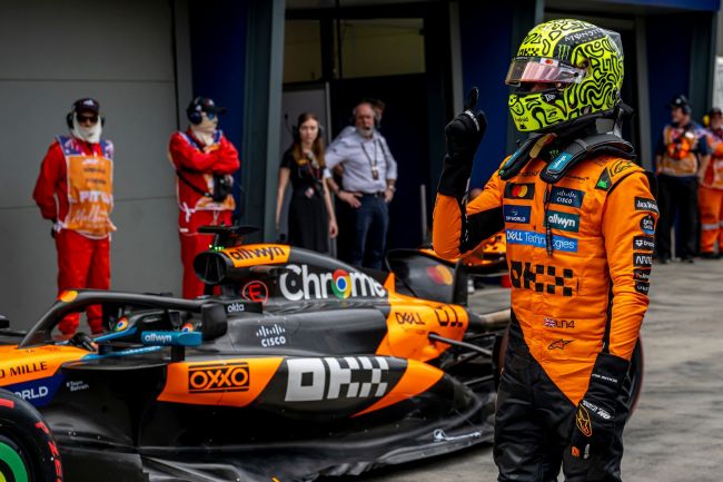 McLaren pede desculpas a Norris e Piastri após um grande erro que resultou na desclassificação