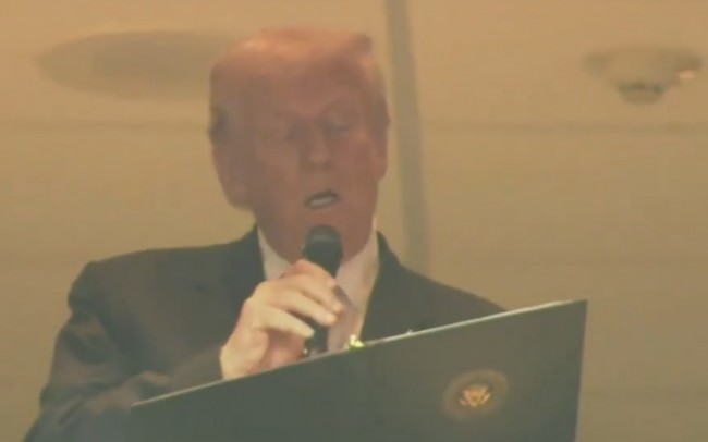 Donald Trump vaiado durante a derrota da NFL sobre o Washington Commanders e quer que seu estádio receba seu nome