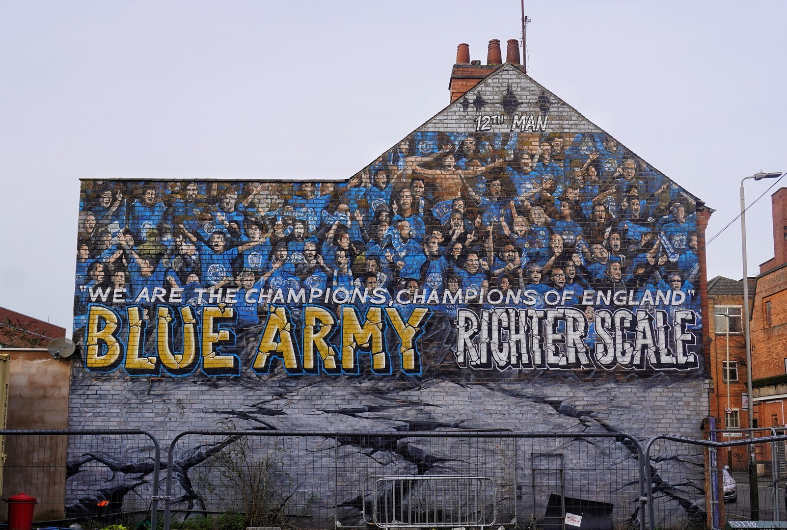 Leicester City rebaixado para a League One dez anos após vencer a Premier League