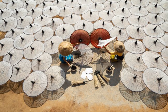 Número de mortos no terremoto de Mianmar chega a 1.000 com a chegada de ajuda internacional