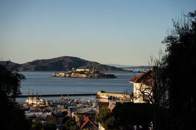 Trump se move para reabrir Alcatraz como prisão de alta segurança