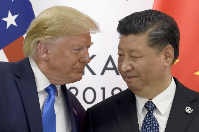 Donald Trump afirma uma visita bem-sucedida à China, mas os acordos comerciais estão em dúvida
