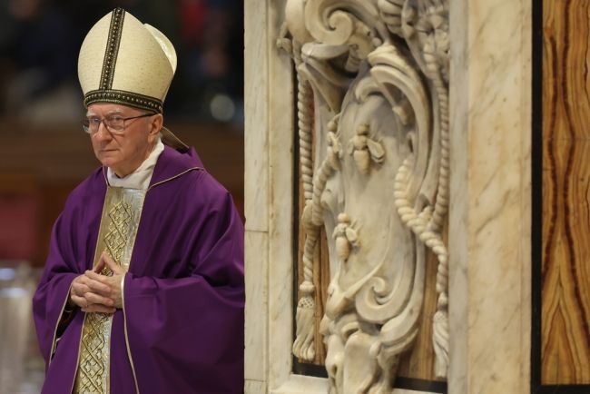 O italiano Pietro Parolin surge como principal candidato ao papado