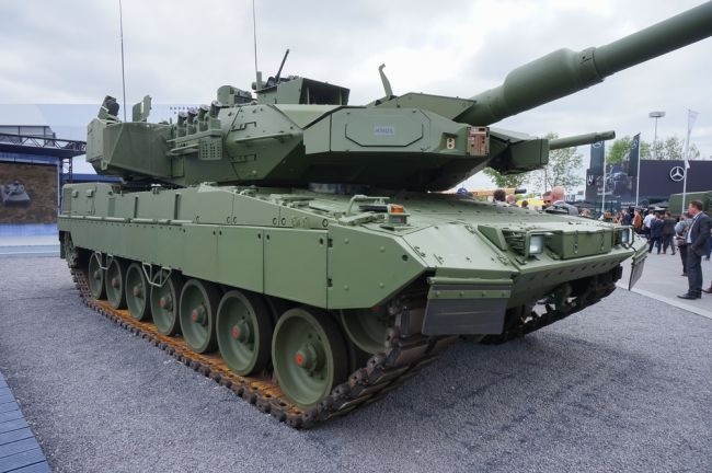 Holanda investe mais de US$ 1 bilhão em tanques Leopard 2A8