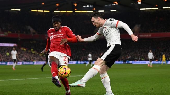 A corrida da Premier League começa depois que o Nottingham Forest empata com o Liverpool em 1 a 1 e supera o Arsenal