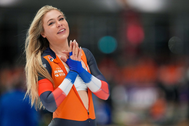 Jutta Leerdam quebra novo recorde olímpico nos 1000m femininos, Holanda conquista duas medalhas