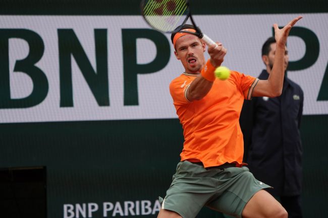 Alemanha avança na Copa Davis após vencer o Canadá por pouco