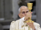 O Papa Le&atilde;o repreende l&iacute;deres com "m&atilde;os cheias de sangue"