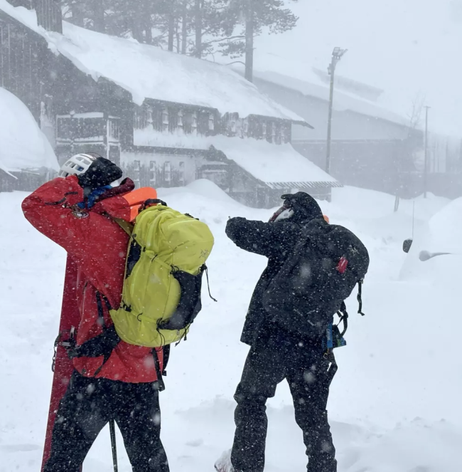 Pelo menos 8 esquiadores mortos após avalanche na Califórnia