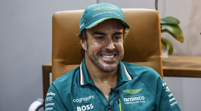 Chefe da Aston Martin acredita que Fernando Alonso ainda estará ativo em 2027: "Sua idade é um ponto forte"