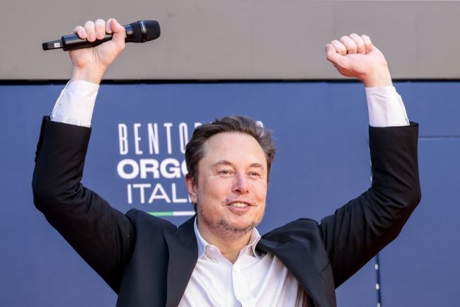 Elon Musk revela Macrohard como um novo rival da Microsoft baseado em IA
