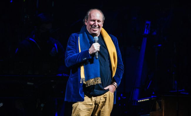 Ouça Hans Zimmer absolutamente rasgar o hino nacional austríaco