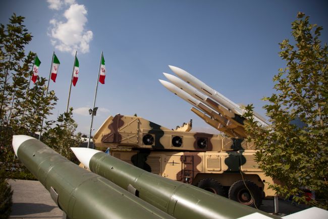 O Irã ameaça estender o conflito além da região se os Estados Unidos retomarem os bombardeios