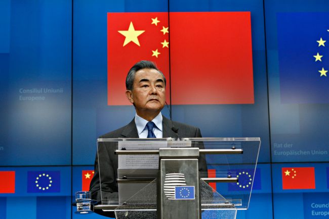 China reúne Europa em batalha comercial com Estados Unidos
